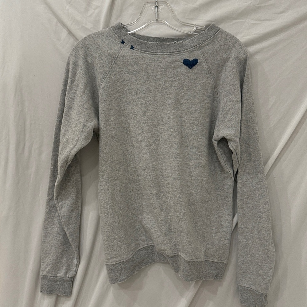 Gray Sweatshirt with Heart Detail - Picture 4 of 7